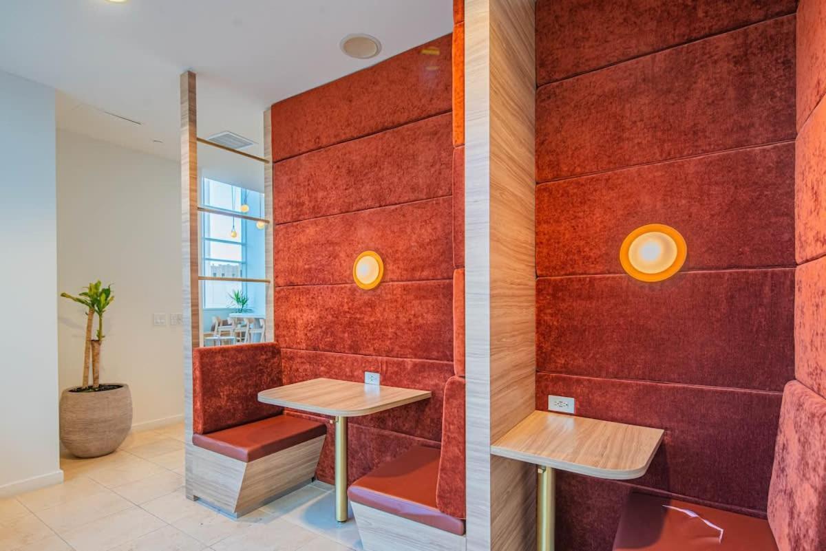 Appartamento Sky Terrace Dt Highrise, Gym, Pool, Parking, W-d,golf